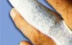 Ponction liquidienne au niveau de la pulpe d'un doigt